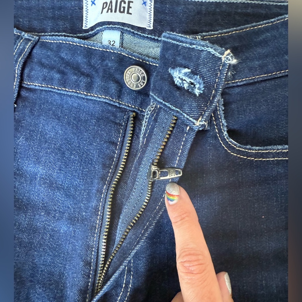 Paige jeans - broken zipper - Picture 3 of 6